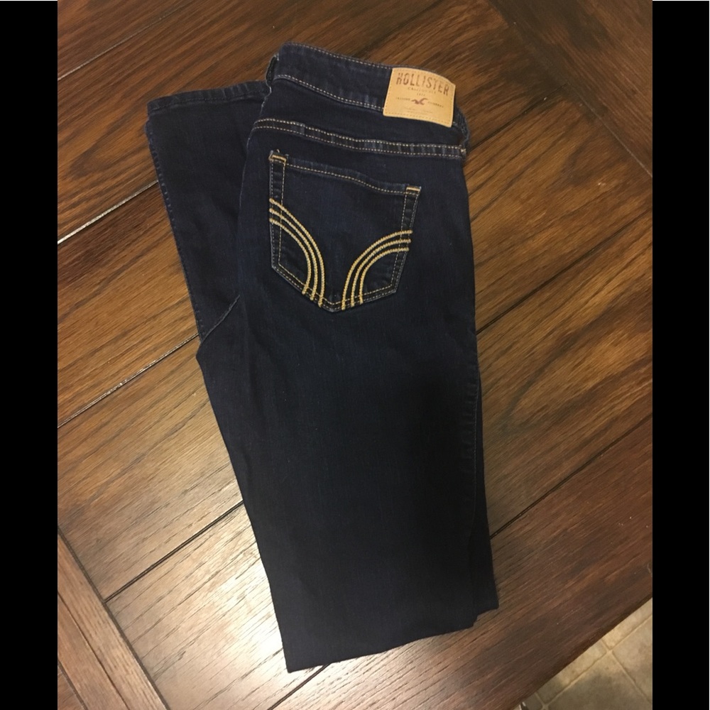 Hollister Jeans - Picture 1 of 1